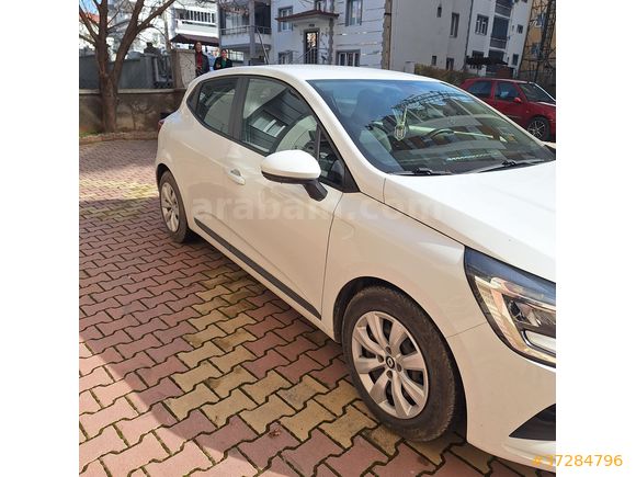 Sahibinden Renault Clio 1.0 SCe Joy 2022 Model 