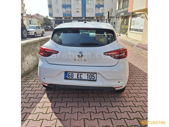 Sahibinden Renault Clio 1.0 SCe Joy 2022 Model 