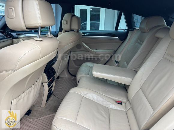 OTOPAZAR'DAN KREDİ KARTI 12 TAKSİT HATASIZ DOLU 2010 BMW X6