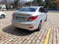 Sahibinden Hyundai Accent Blue 1.4 CVVT Mode 2012 Model