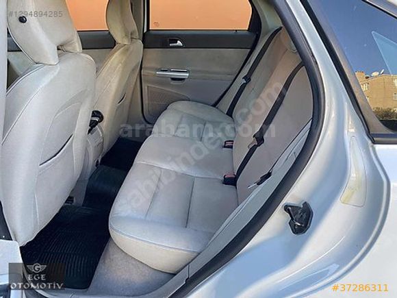 EGE OTO'DAN 187.000 km'de VOLVO S40 1.6D DYNAMİC