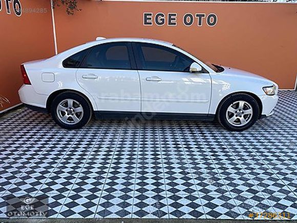 EGE OTO'DAN 187.000 km'de VOLVO S40 1.6D DYNAMİC
