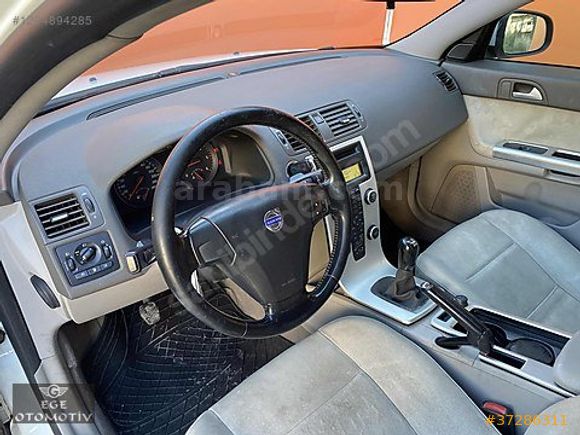 EGE OTO'DAN 187.000 km'de VOLVO S40 1.6D DYNAMİC