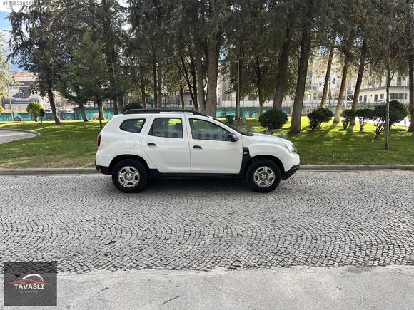 4X4 DUSTER
