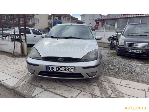 Galeriden Ford Focus 1.6 Comfort 2003 Model Konya