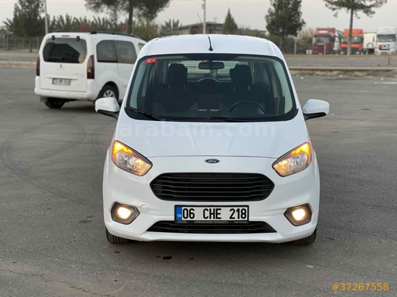 Galeriden Ford Tourneo Courier 1.5 TDCi Delux 2020 2021 çıkışlı Batman