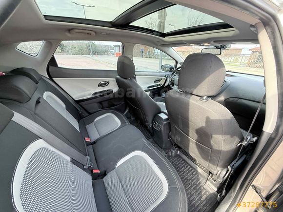 Sahibinden170.000km de  Kia Ceed 1.6 CRDi Premium 2013 Model Trabzon