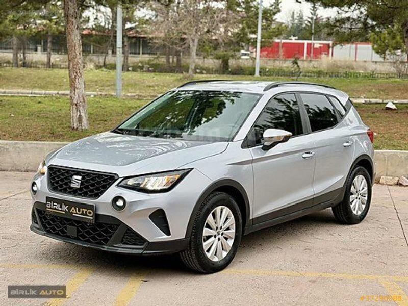 BİRLİK AUTO'DAN 2022 SEAT ARONA DSG BOYASIZ 54.000' KM