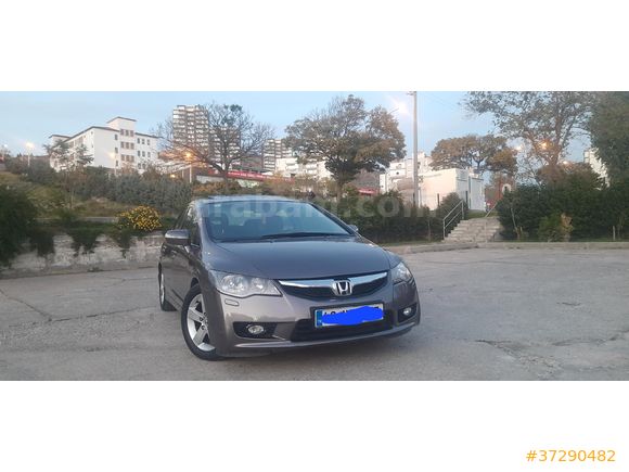 Değişensiz ,Düşük km full paket, temiz aile
