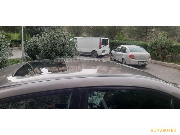 Değişensiz ,Düşük km full paket, temiz aile