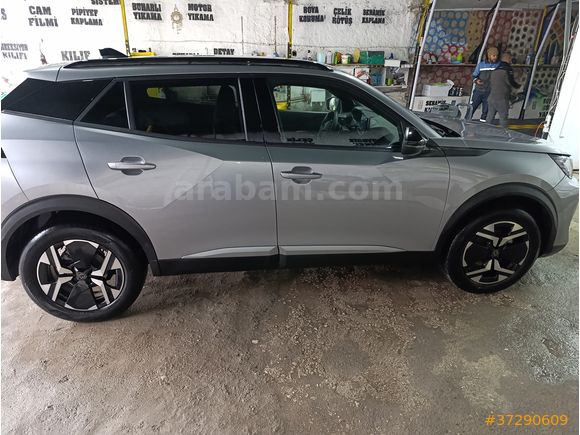 Sahibinden Peugeot 2008 1.2 PureTech Allure 2025 Model 