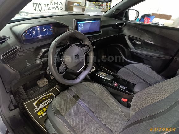 Sahibinden Peugeot 2008 1.2 PureTech Allure 2025 Model 