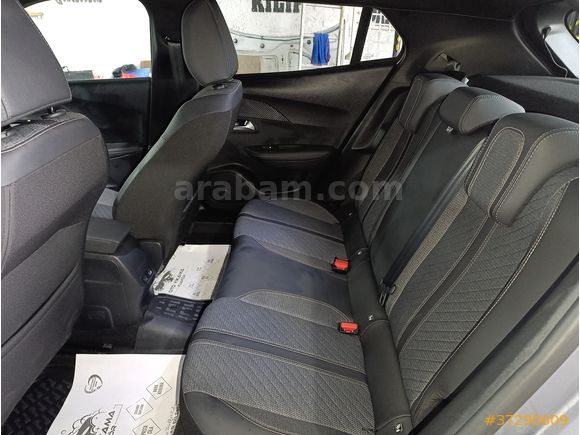 Sahibinden Peugeot 2008 1.2 PureTech Allure 2025 Model 