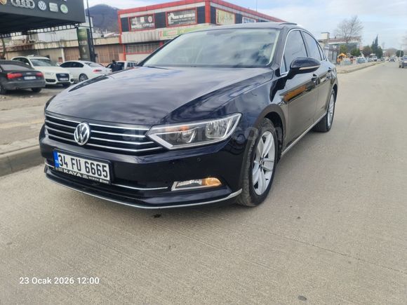 2015 model Passat 1.6 tdi comfort otomatik sunrooflu