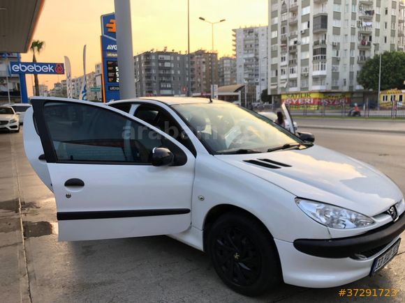 ?2006 MODEL MASRAFSIZ DÜŞÜK KM YENİ MUAYENELİ PEUGEOT 206