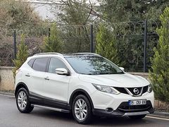 TEKİN MOTORS'dan Nissan Qashqai 72.000km/ Cam Tavan
