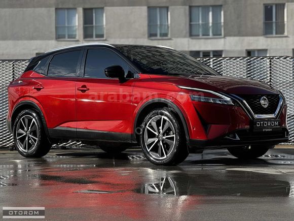 OTOROM 2022'Model Qashqai 4x4 Platinum Premium BoyasızDeğişensiz