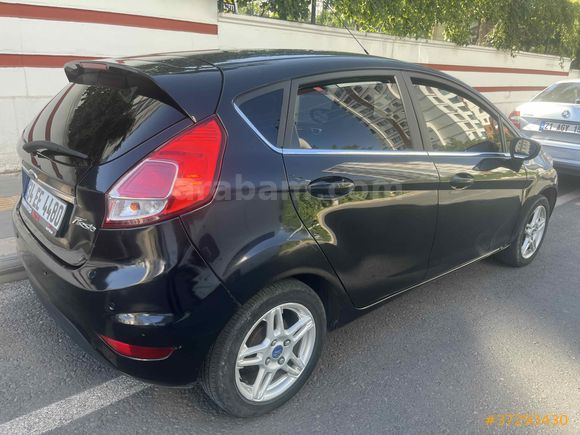 Sahibinden Ford Fiesta 1.6 Titanium 2013 Model 