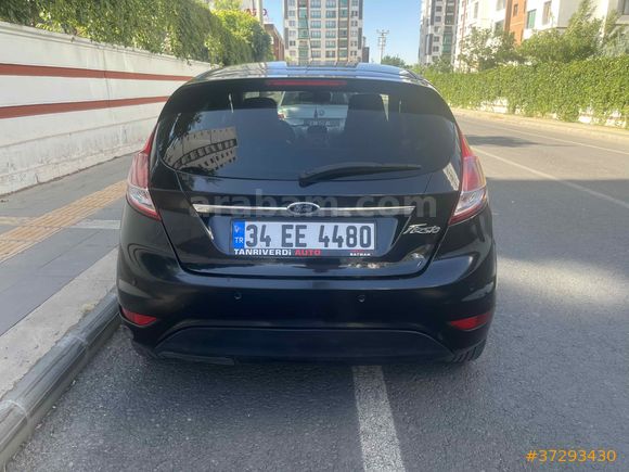 Sahibinden Ford Fiesta 1.6 Titanium 2013 Model 
