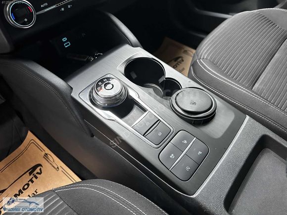 SINDIRGI OTOMOTİVDEN HATASIZ 1.5 DİZEL TİTANİUM KUGA 2020 112.KM