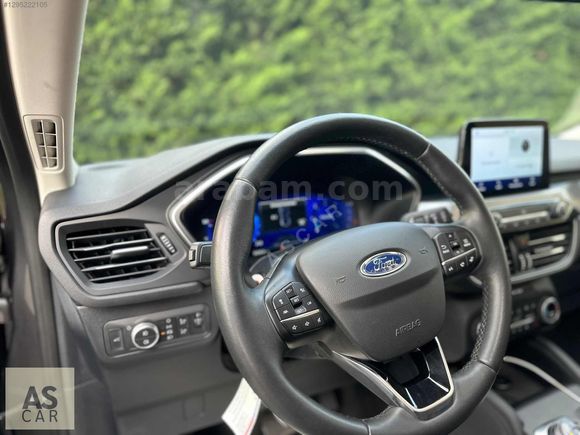 KUGA HATASIZ GARANTİLİ TEKNOLOJİ&KIŞ PAKETLİ EMSALSİZ DÜŞÜK KM