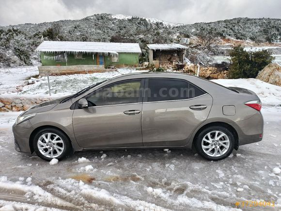 Sahibinden Toyota Corolla 1.4 D-4D Advance 2016 Model