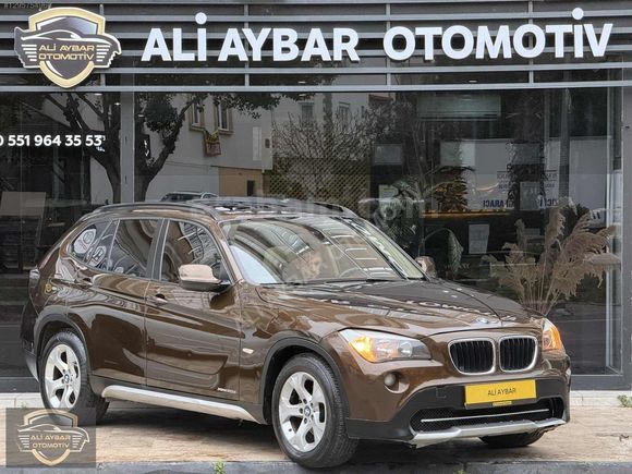2011 BMW X1 20D XDRİVE 4X4+CAM TAVAN+DERİ+BAKIMLI+CAM GİBİ+180HP