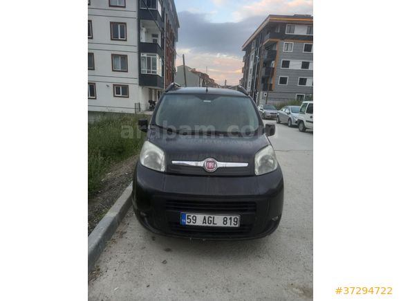 Sahibinden Fiat Fiorino Panorama 1.3 Multijet Emotion 2014 Model  210.000 km Siyah