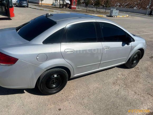 Sahibinden Fiat Linea   DÜŞÜK KM TEMİZ 