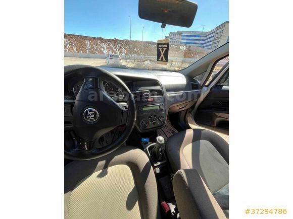 Sahibinden Fiat Linea   DÜŞÜK KM TEMİZ 