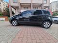 Düşük km Otomatik aile aracı isteyene