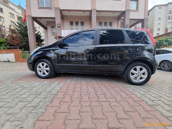 Düşük km Otomatik aile aracı isteyene