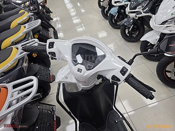 VİŞNE MOTORS'DAN ARORA BOSS 50 TÜM AKSESUARLAR DAHİL !!!