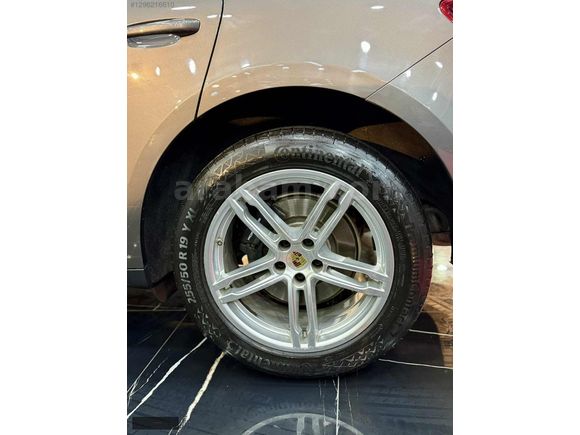 2015 PORSCHE MACAN 99.000 KM DE HATASIZ BOYASIZ EMSALSIZ