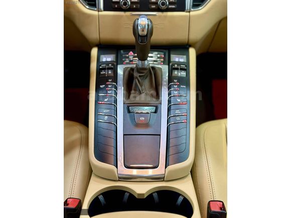 2015 PORSCHE MACAN 99.000 KM DE HATASIZ BOYASIZ EMSALSIZ