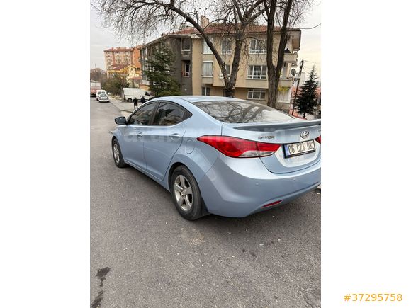 Sahibinden Hyundai Elantra 1.6 D-CVVT Mode 2011 Model Masrafsız 