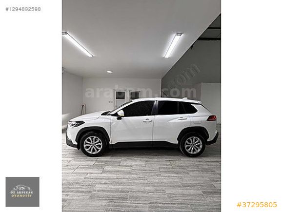 ÖZ AKPINAR OTOMOTİVDEN 1.8 HYBRID FLAME COROLLA CROSS