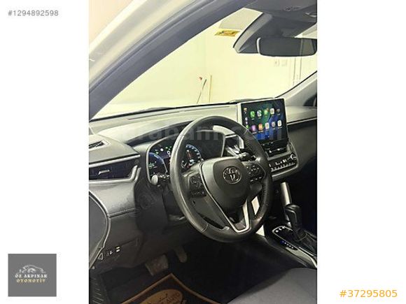 ÖZ AKPINAR OTOMOTİVDEN 1.8 HYBRID FLAME COROLLA CROSS
