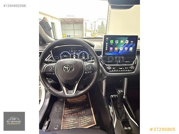 ÖZ AKPINAR OTOMOTİVDEN 1.8 HYBRID FLAME COROLLA CROSS