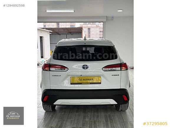 ÖZ AKPINAR OTOMOTİVDEN 1.8 HYBRID FLAME COROLLA CROSS