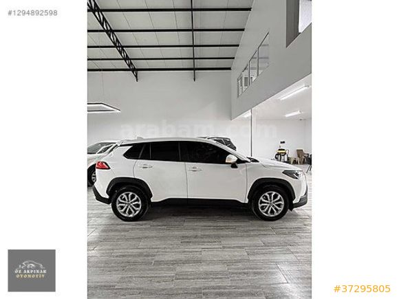 ÖZ AKPINAR OTOMOTİVDEN 1.8 HYBRID FLAME COROLLA CROSS