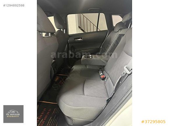 ÖZ AKPINAR OTOMOTİVDEN 1.8 HYBRID FLAME COROLLA CROSS
