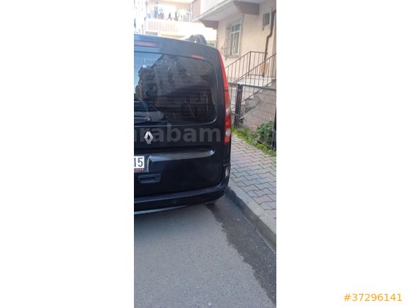 Sahibinden Renault Kangoo Multix 1.5 dCi Authentique 2009 Model  190.000 km Siyah