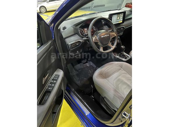 2025/DACİA STEPWAY/1.0 TCE OTOMATİK/EXTREME FULL+FULL