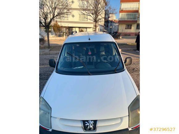 Sahibinden Peugeot Partner 1.9D