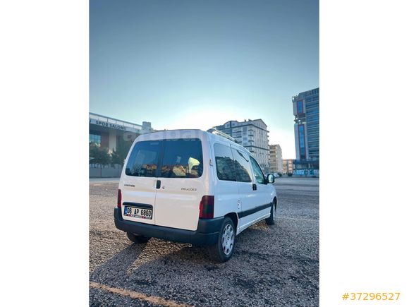 Sahibinden Peugeot Partner 1.9D
