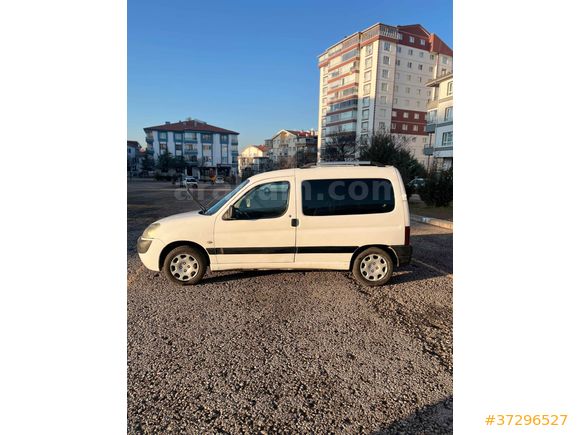 Sahibinden Peugeot Partner 1.9D