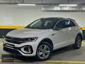 %50 PEŞİNAT | 36 AYA KADAR TAKSİT | 2025 VW T-ROC R-LİNE 2 RENK
