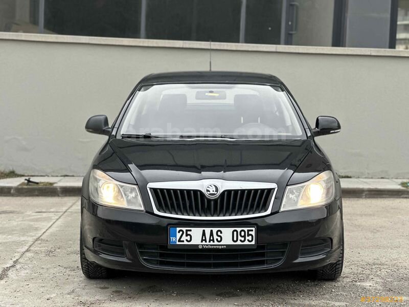 Sahibinden Skoda Octavia 1.6 TDI Ambiente 2010 Model Ankara 242.000 km Siyah