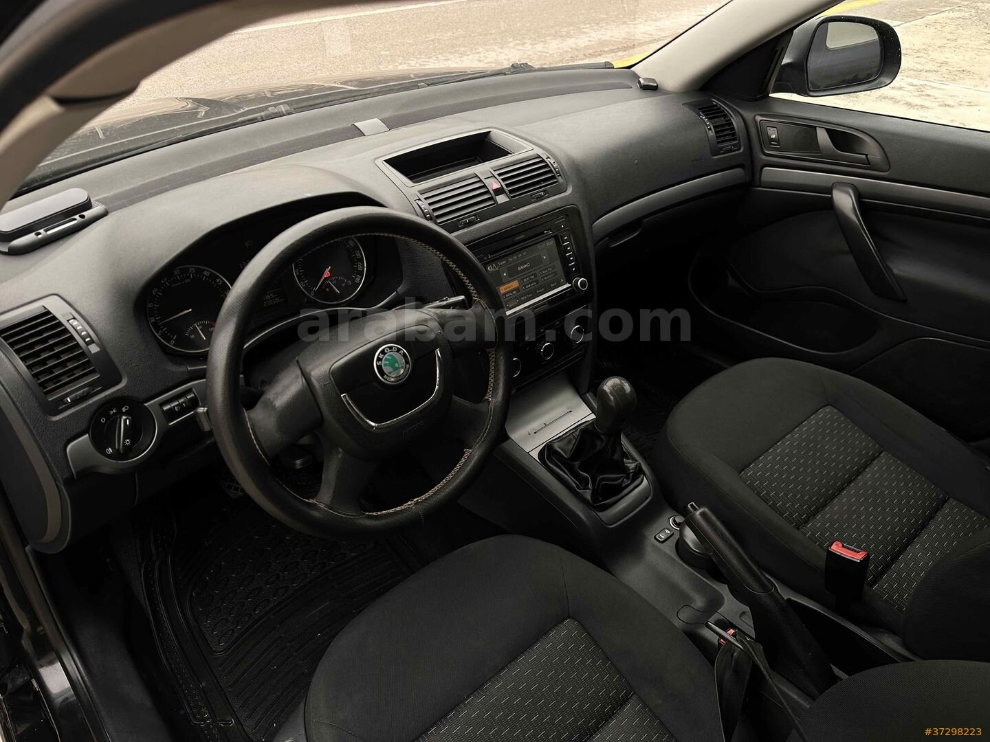 Sahibinden Skoda Octavia 1.6 TDI Ambiente 2010 Model Ankara 242.000 km Siyah 7